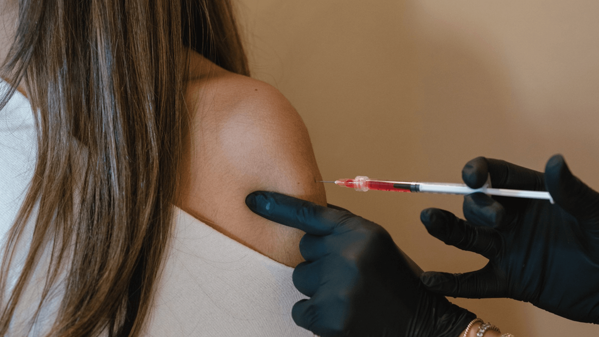 why do b12 injections sting How Quickly Do Vitamin B12 Injections Work? main image 1
